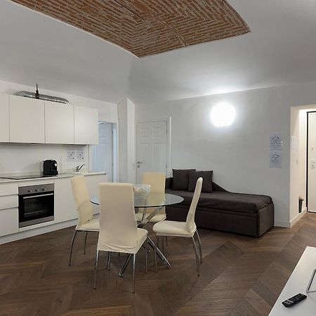 Appartement 5 Min Porta Nuova, In The Centre Of Turin Extérieur photo